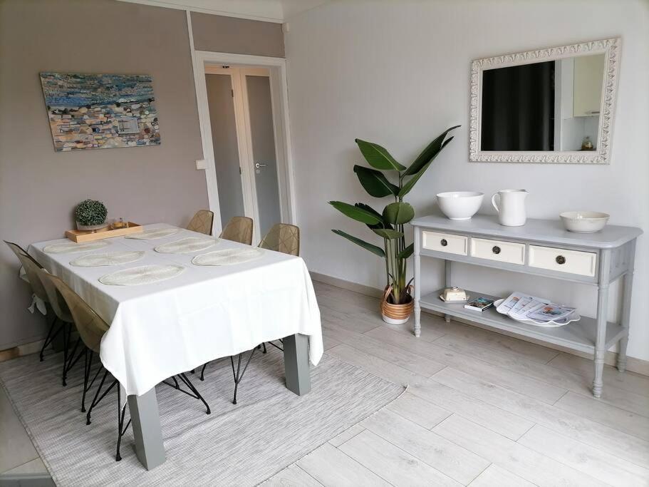 Maison Familiale Proche De La Mer ลองซิเออ ภายนอก รูปภาพ